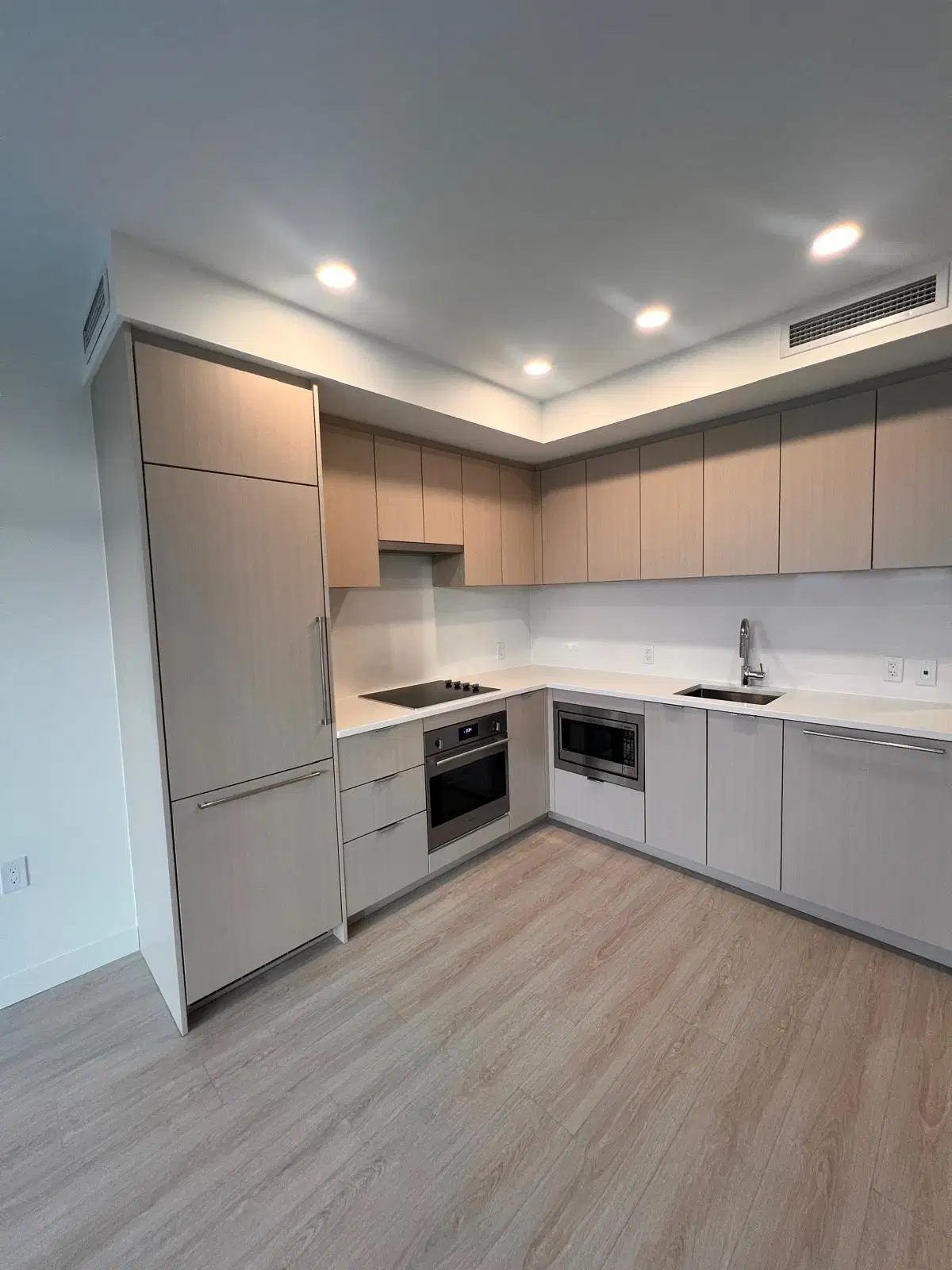#606 – 13675 107a Avenue