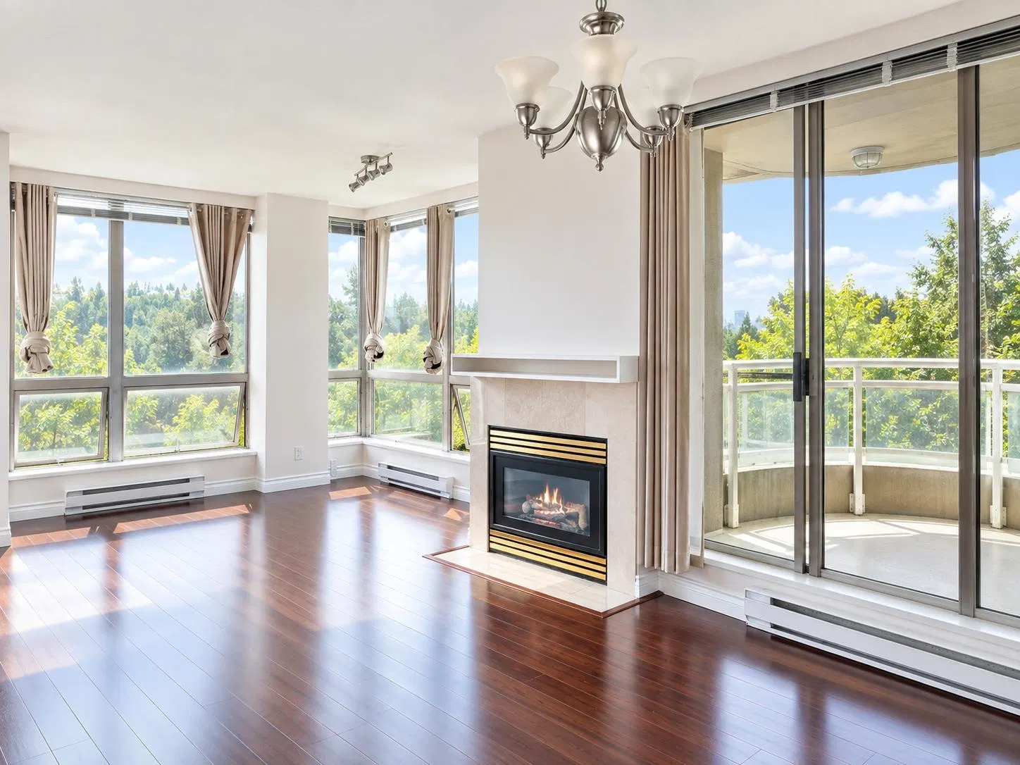 Photo 5 of 22 at #803 – 9603 Manchester Drive
