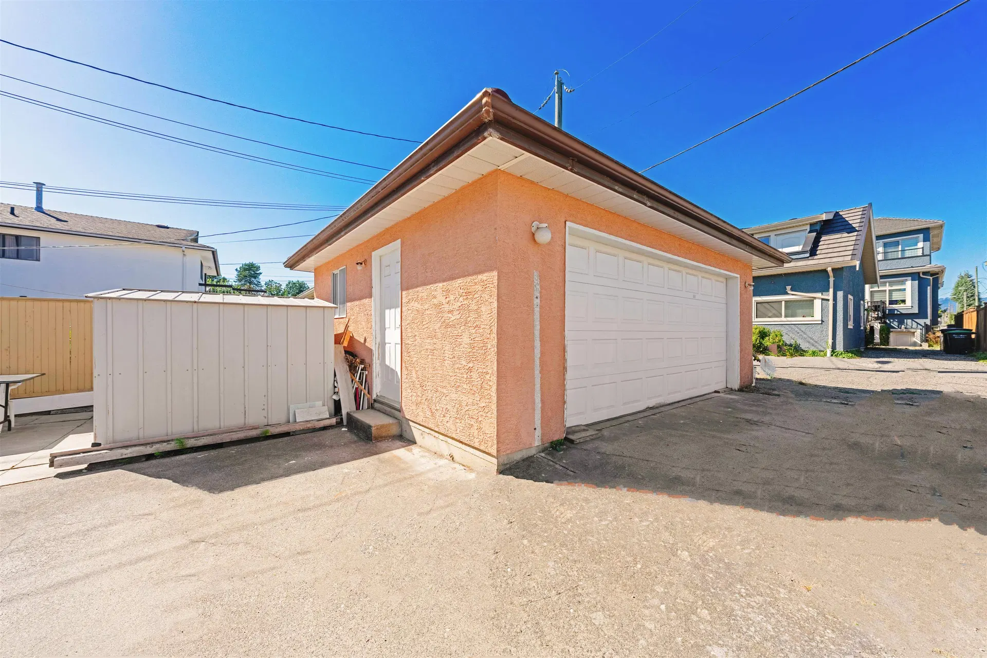 Photo 4 of 36 at 75 E 56th Avenue