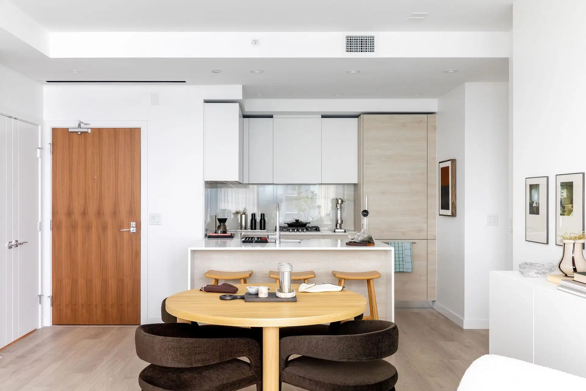 #3106 – 680 Quayside Drive