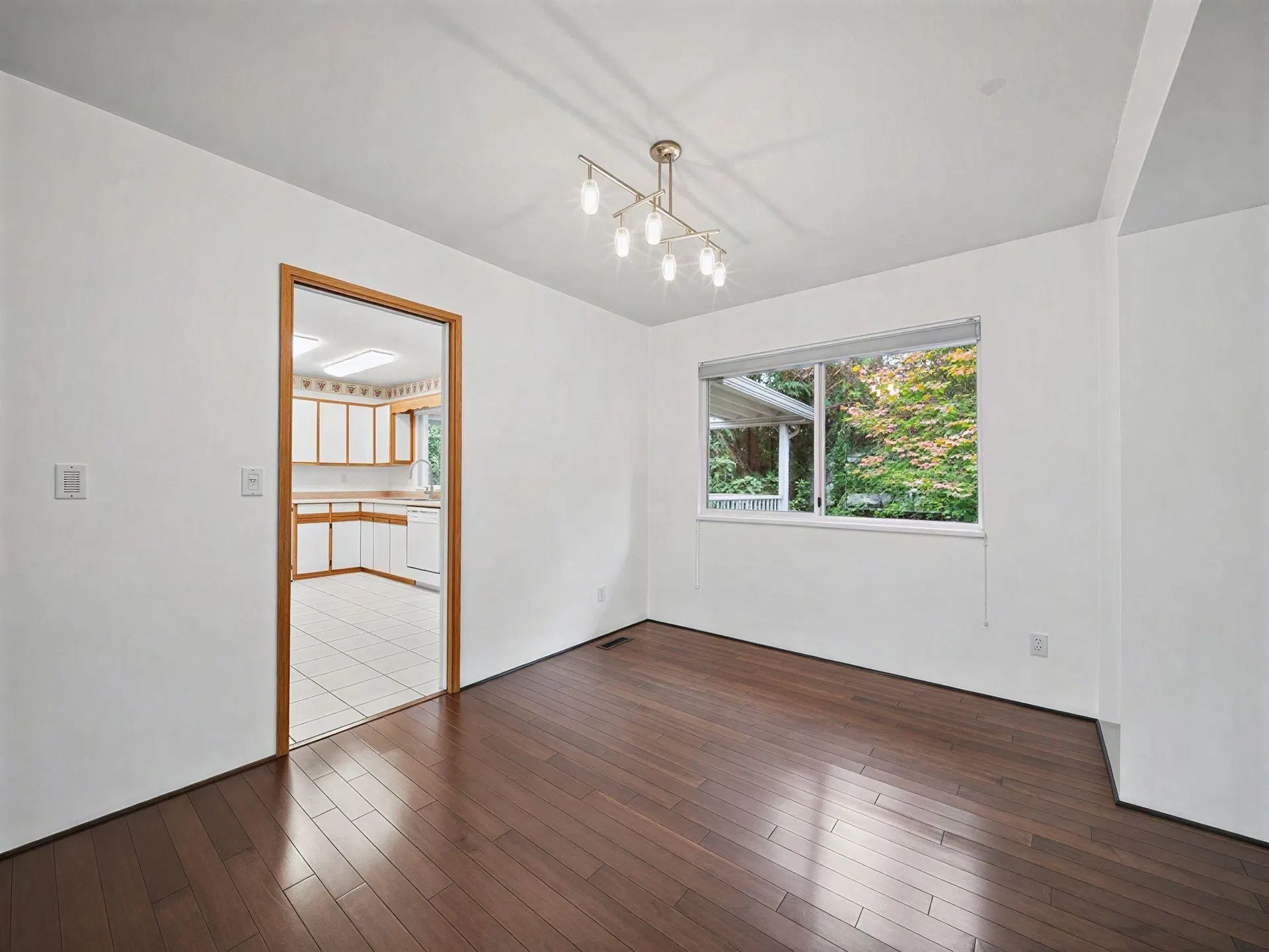 Photo 3 of 15 at 9029 204 Street