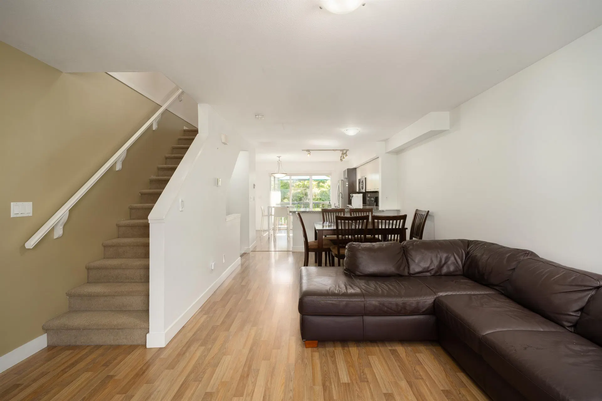 Photo 3 of 33 at #27 – 19448 68 Avenue