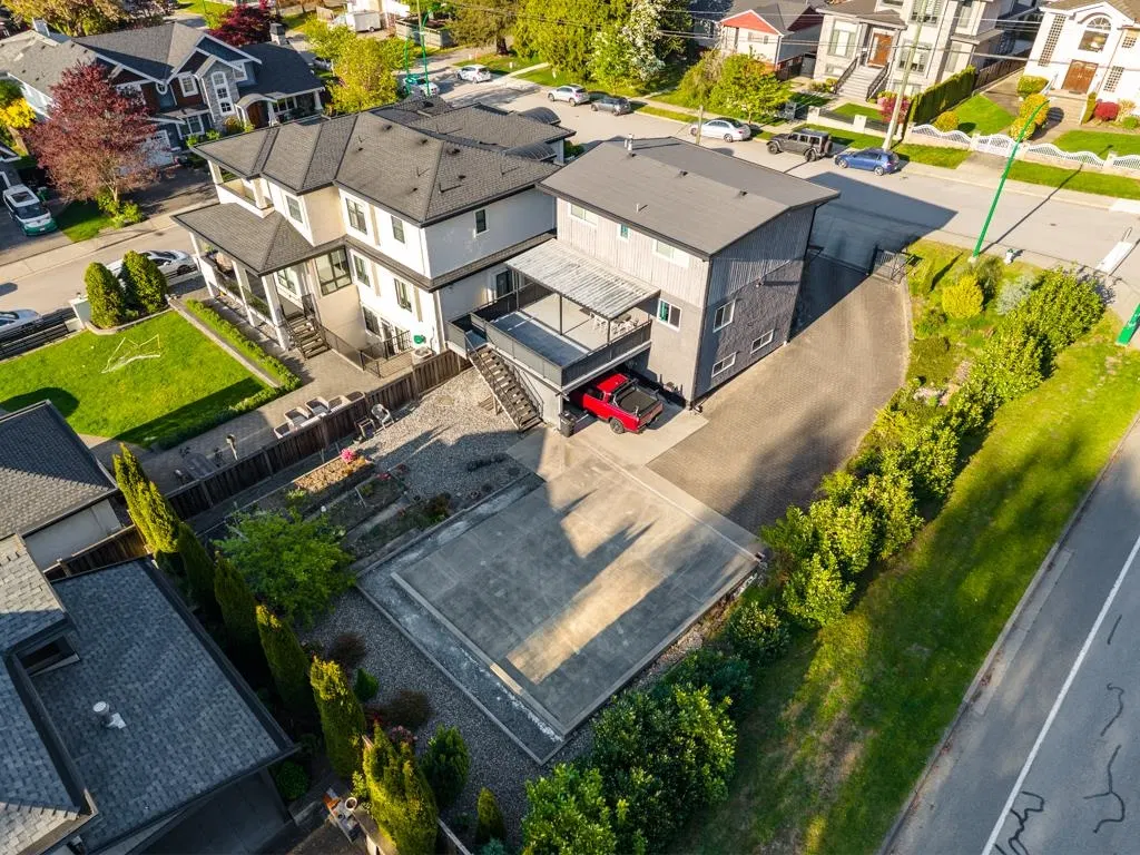 Photo 1 of 36 at 5987 Brantford Avenue