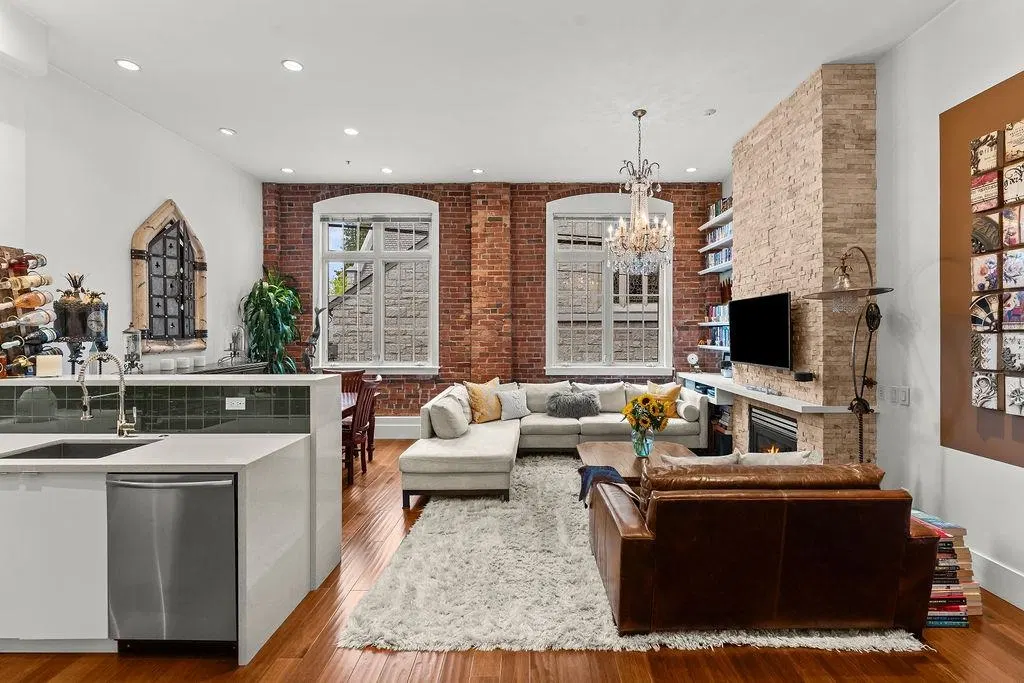 Photo 3 of 38 at #104 – 1811 W 16th Avenue