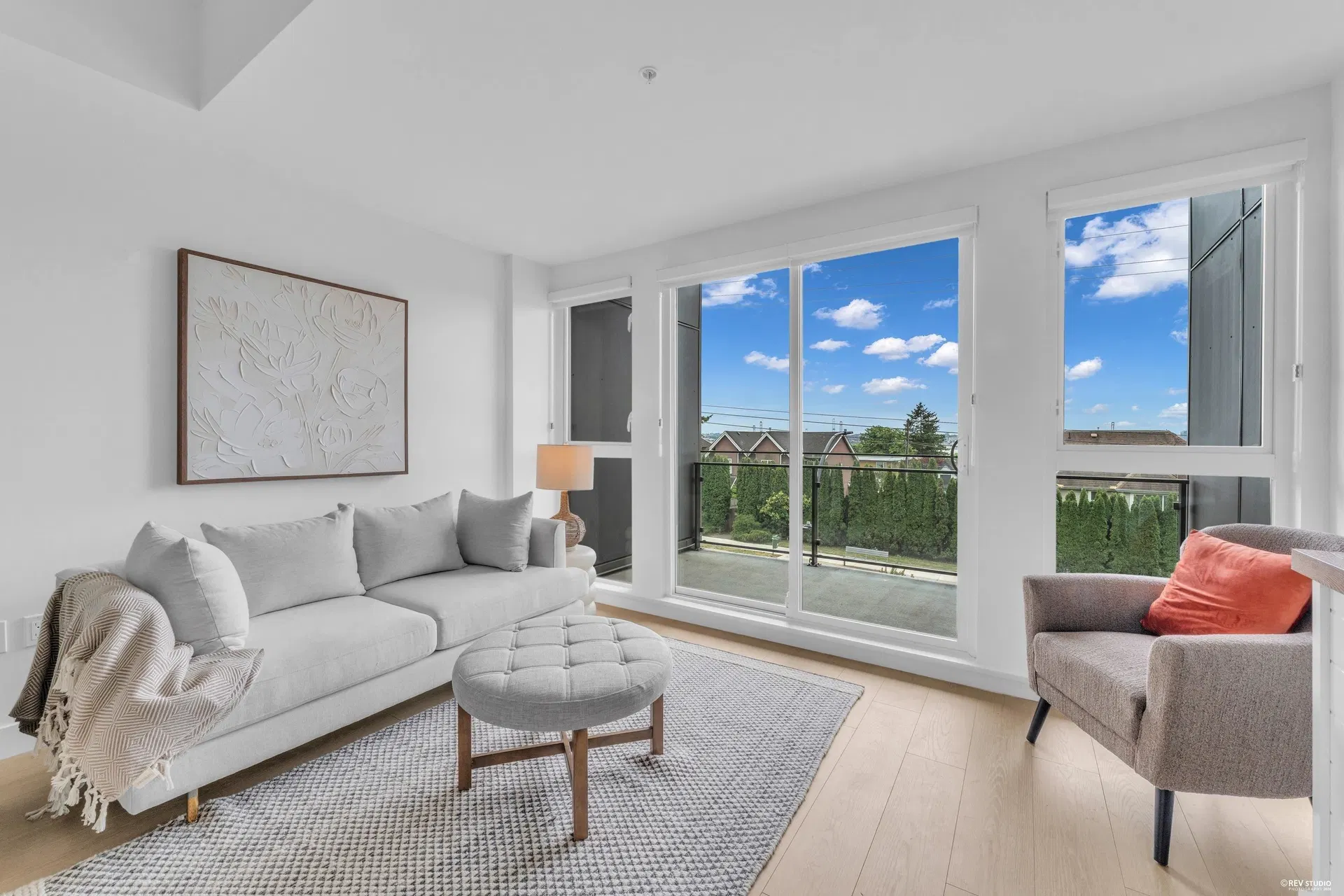 #103/203 – 422 3rd Street