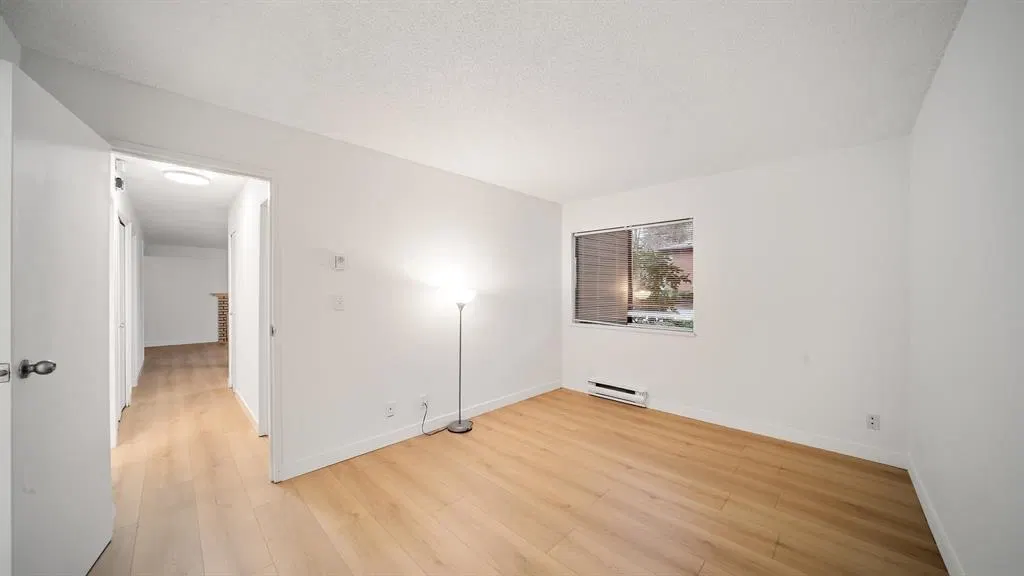 Photo 5 of 23 at #916 – 10620 150 Street