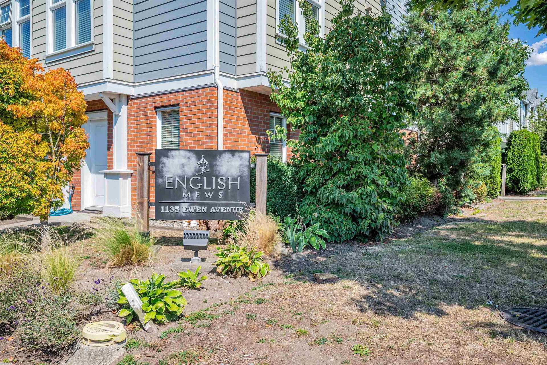 Photo 3 of 25 at #12 – 1135 Ewen Avenue