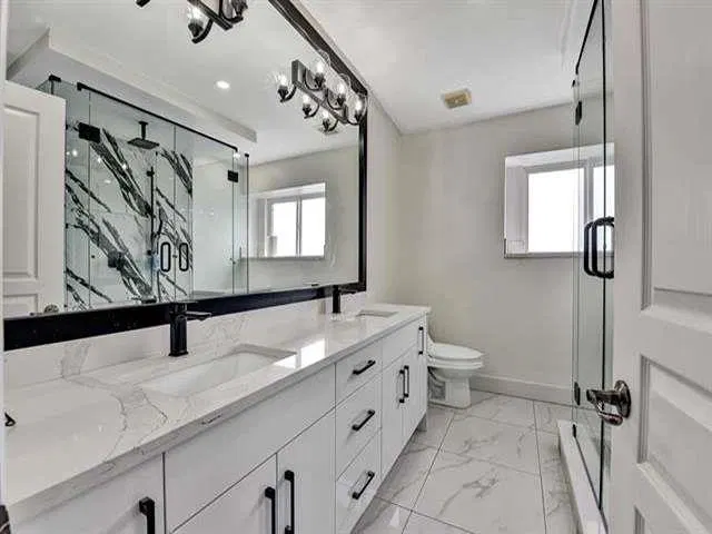 Photo 5 of 14 at 15181 68a Avenue