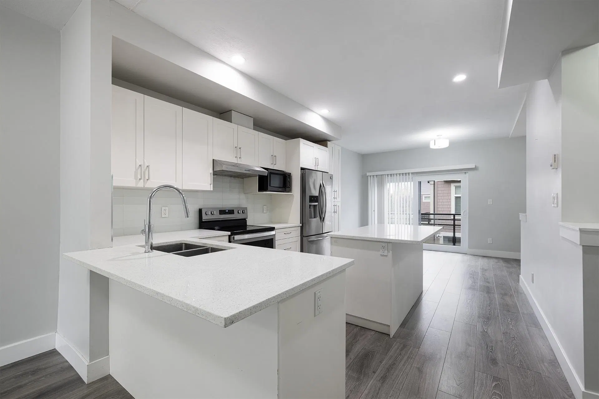 Photo 4 of 27 at #27 – 14660 105a Avenue