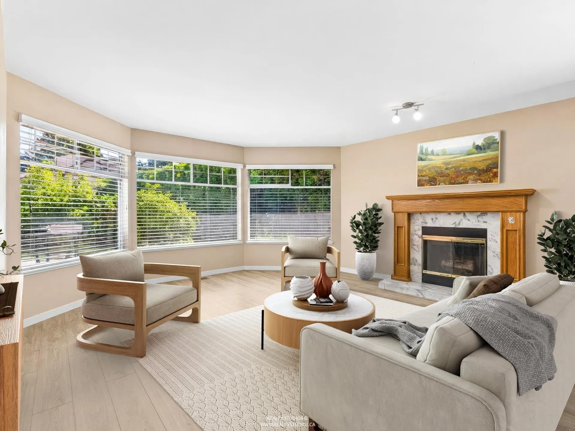 Photo 3 of 34 at 8673 149 Street
