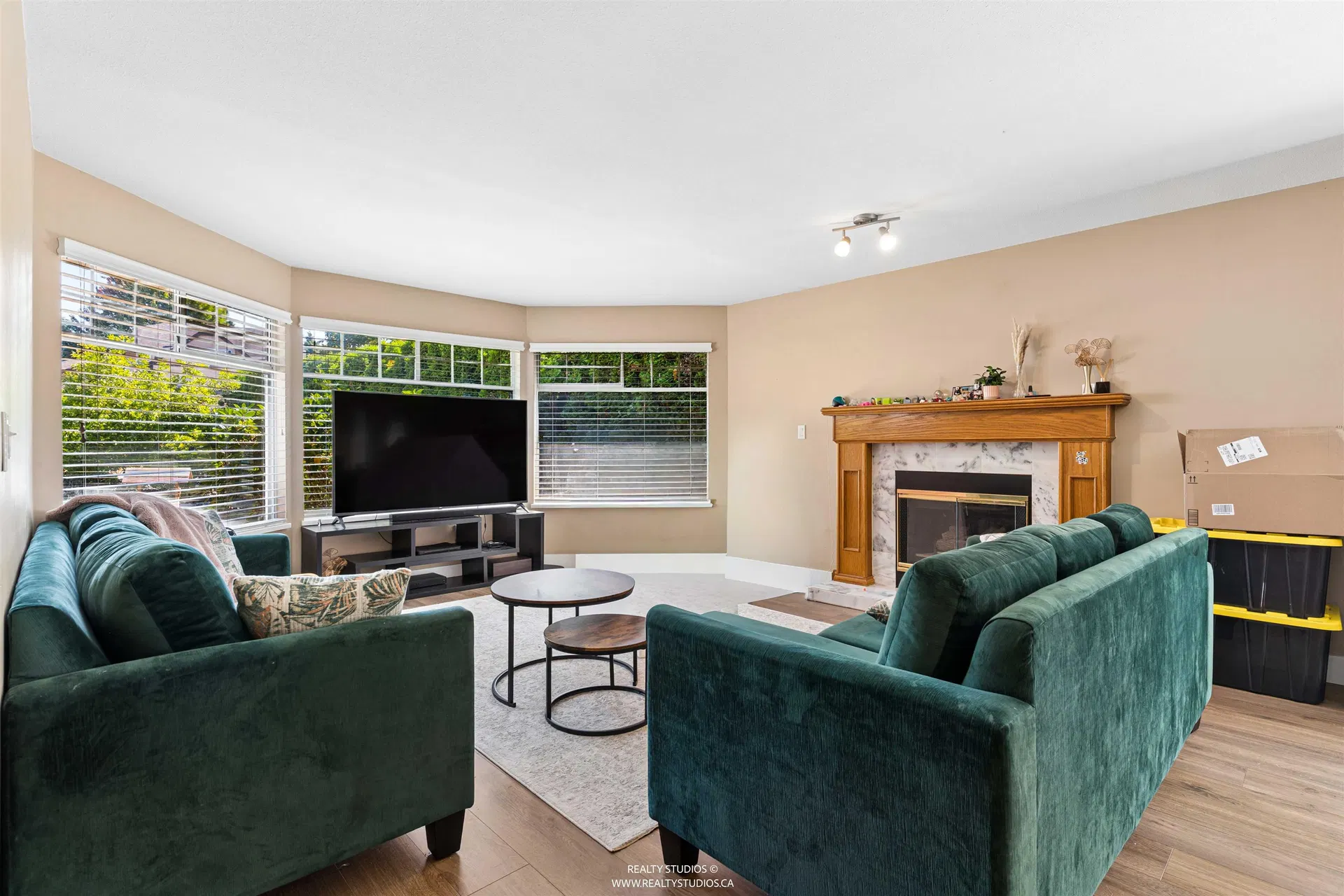 Photo 4 of 34 at 8673 149 Street