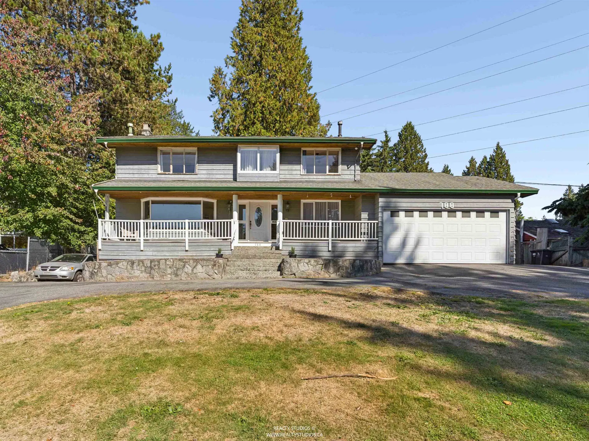 Photo 2 of 40 at 788 E 26th Street