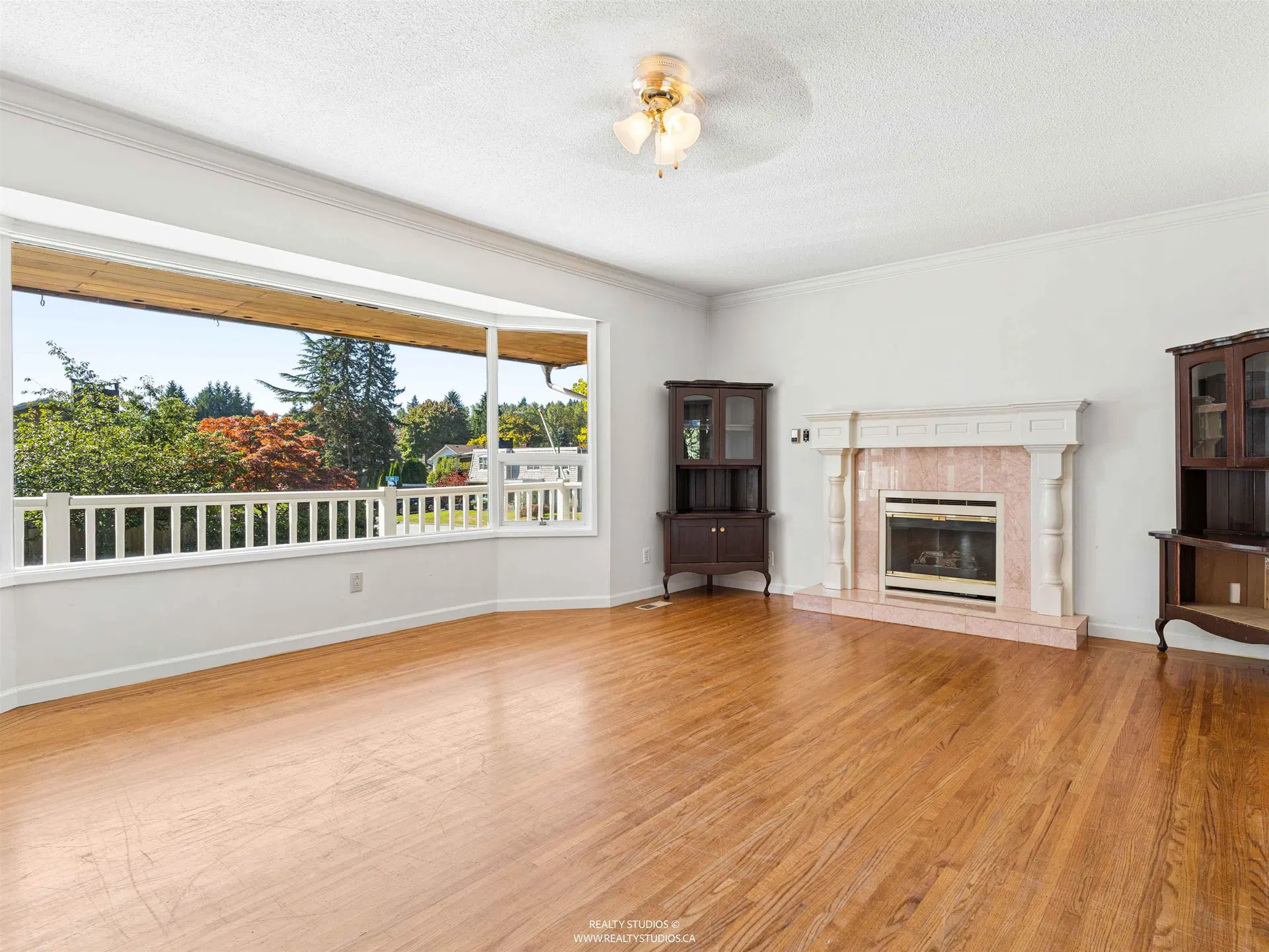 Photo 5 of 40 at 788 E 26th Street