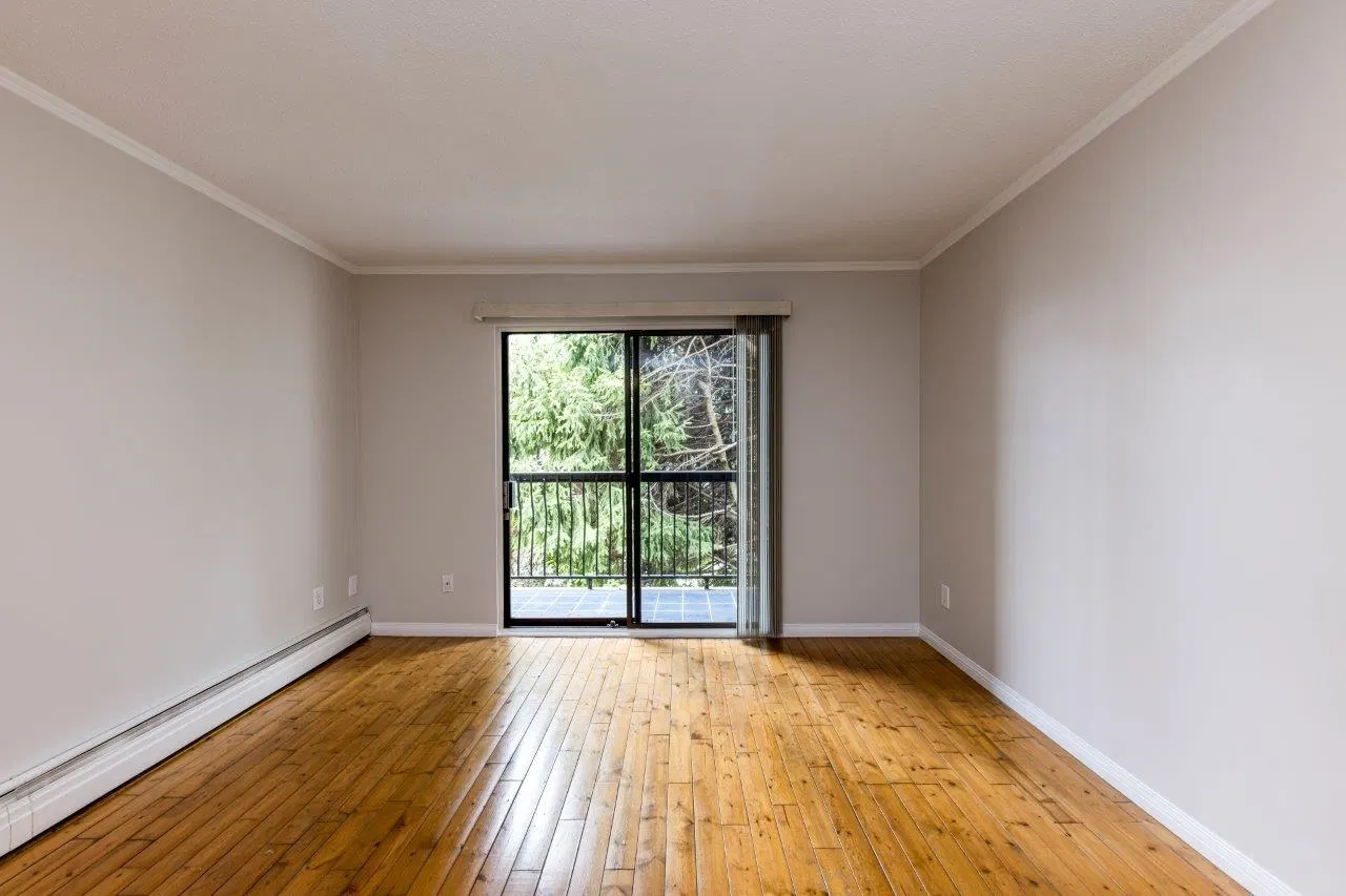 Photo 5 of 37 at #219 – 1442 Blackwood Street