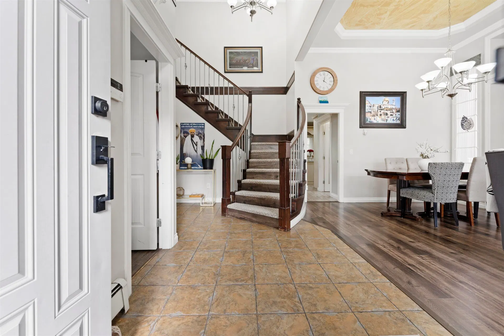 Photo 4 of 38 at 6160 127 Street