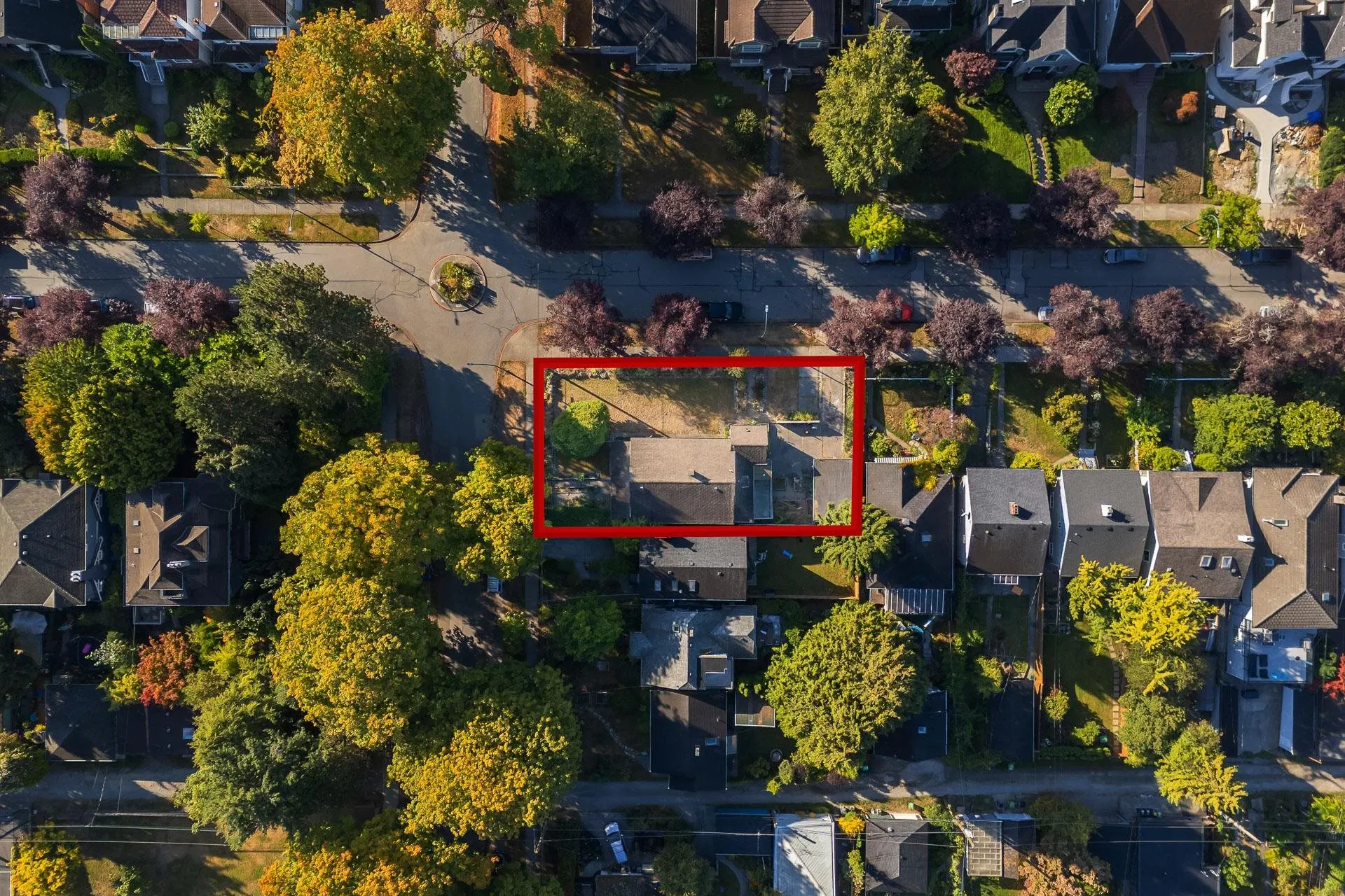 Photo 3 of 14 at 505 N Penticton Street