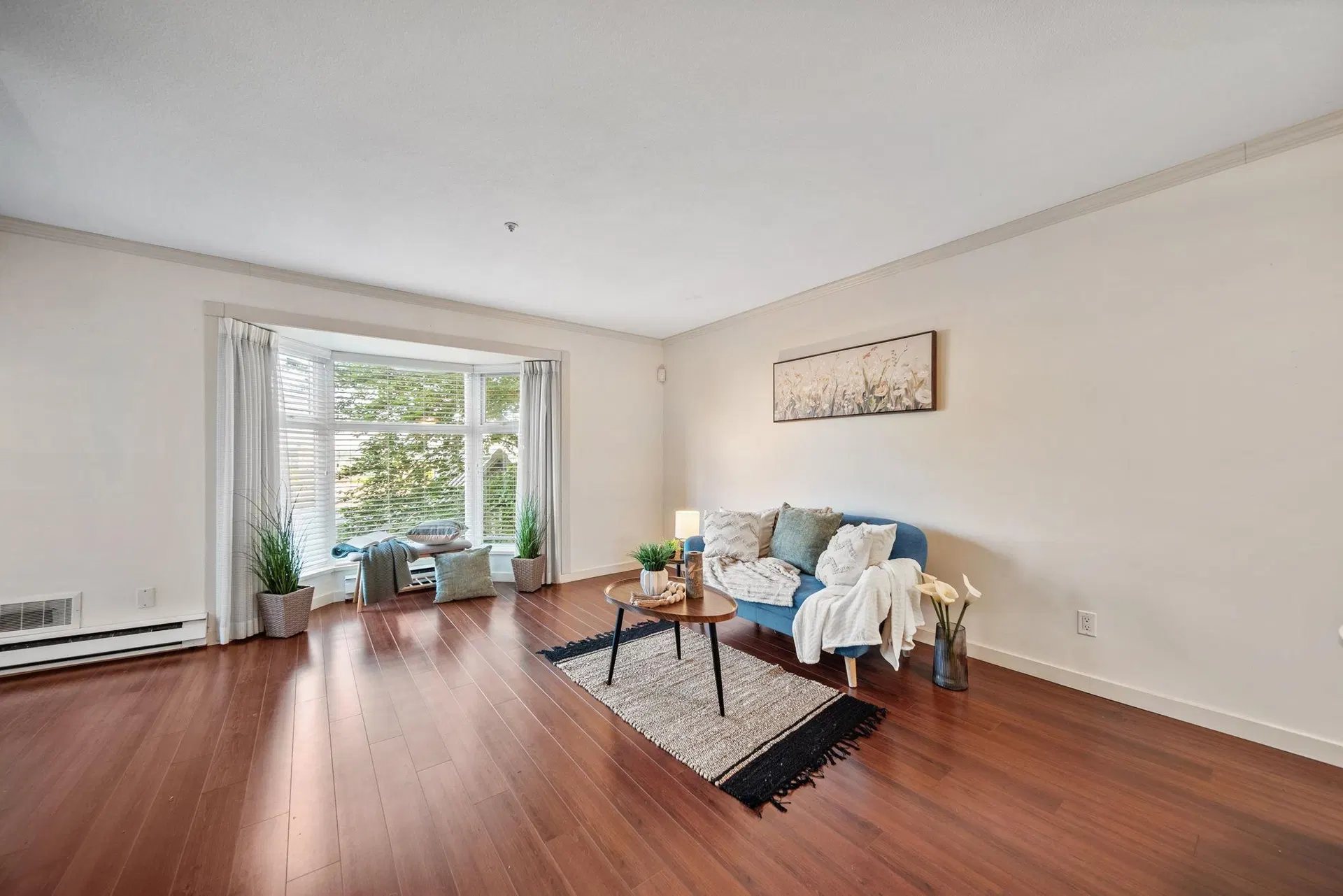 Photo 3 of 26 at #305 – 526 Thirteenth Street
