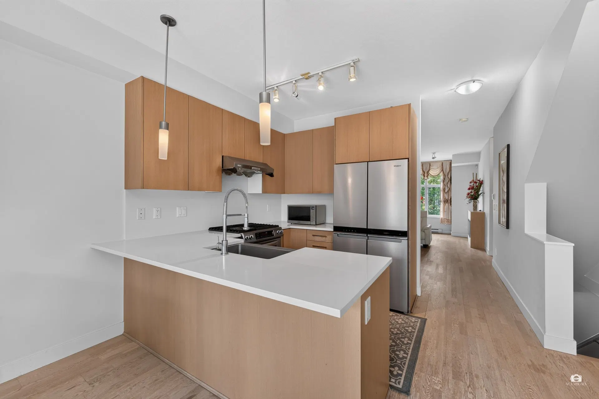 Photo 5 of 35 at #805 – 8485 New Haven Close