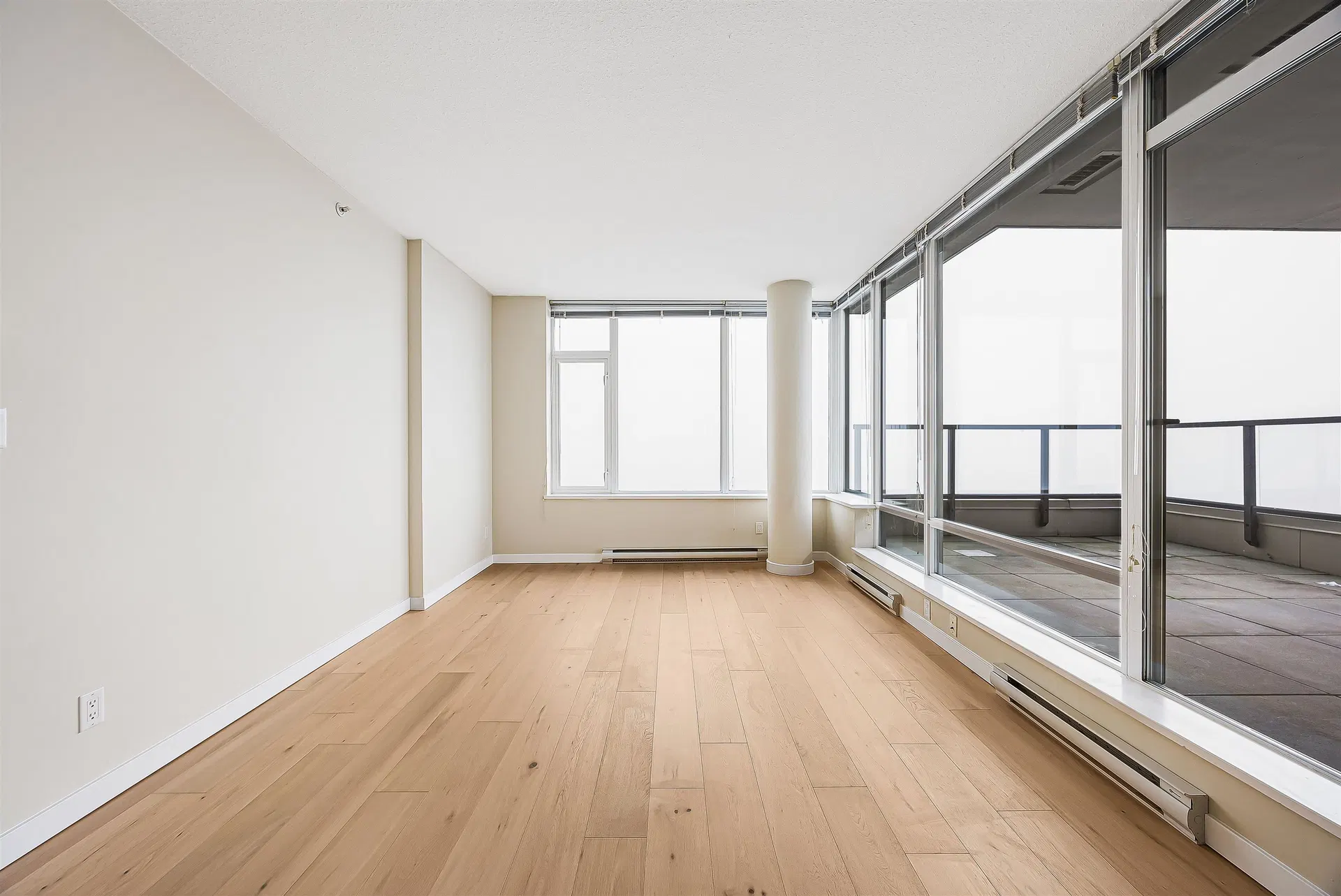 Photo 2 of 27 at #2905 – 2980 Atlantic Avenue