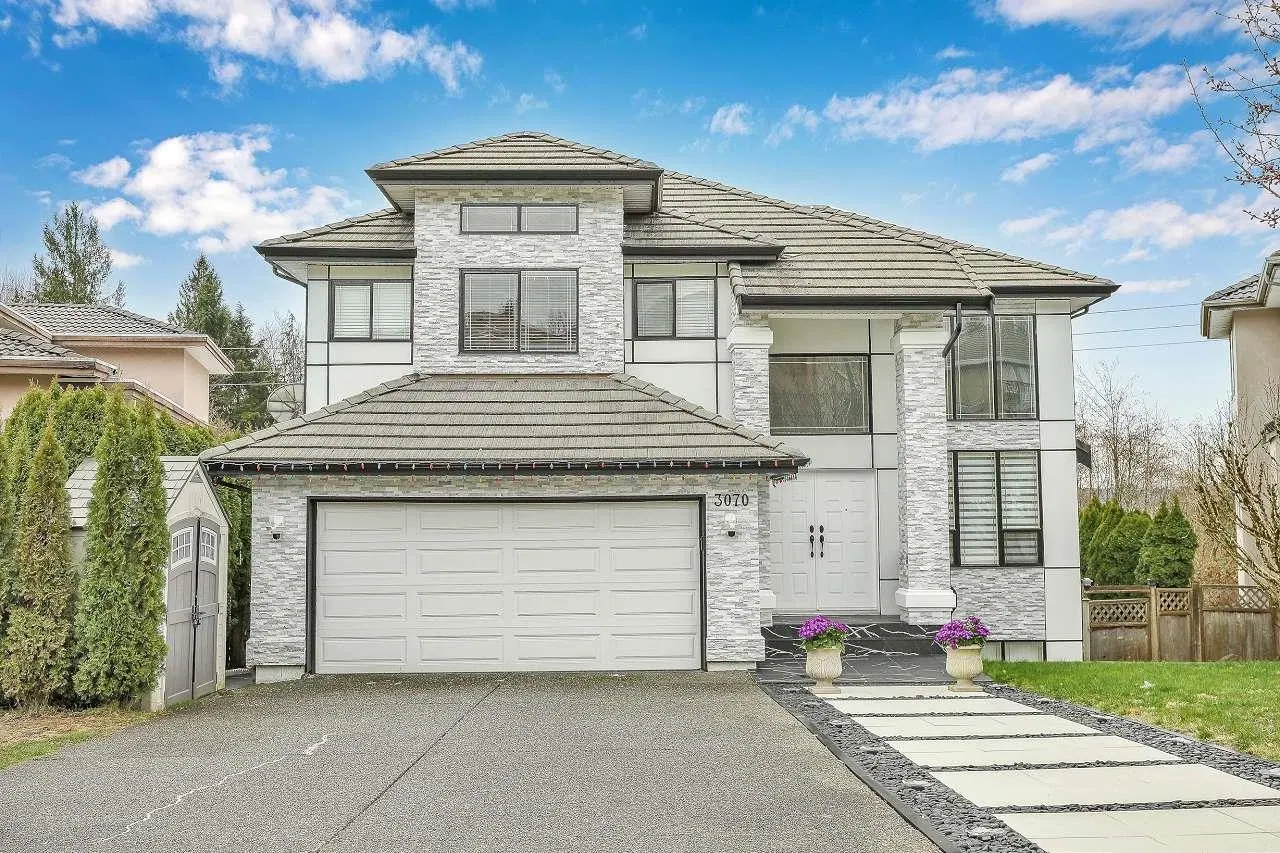 Photo 1 of 40 at 3070 Waddington Place
