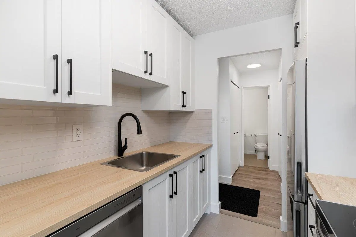 Photo 3 of 20 at #212 – 12096 222 Street