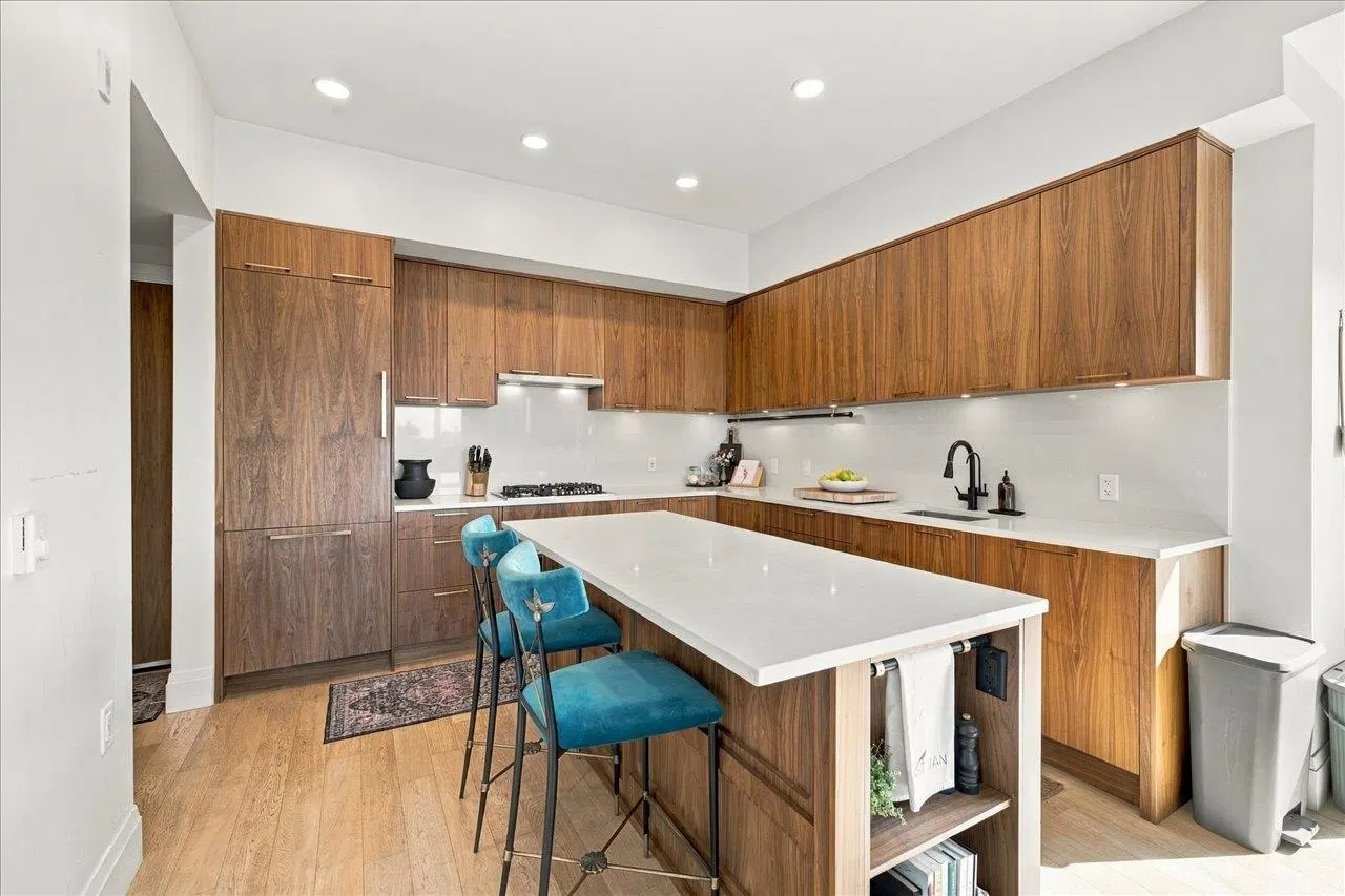 Photo 2 of 40 at #602 – 2550 Garden Drive