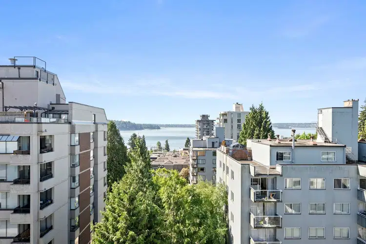 #504 – 1750 Esquimalt Avenue