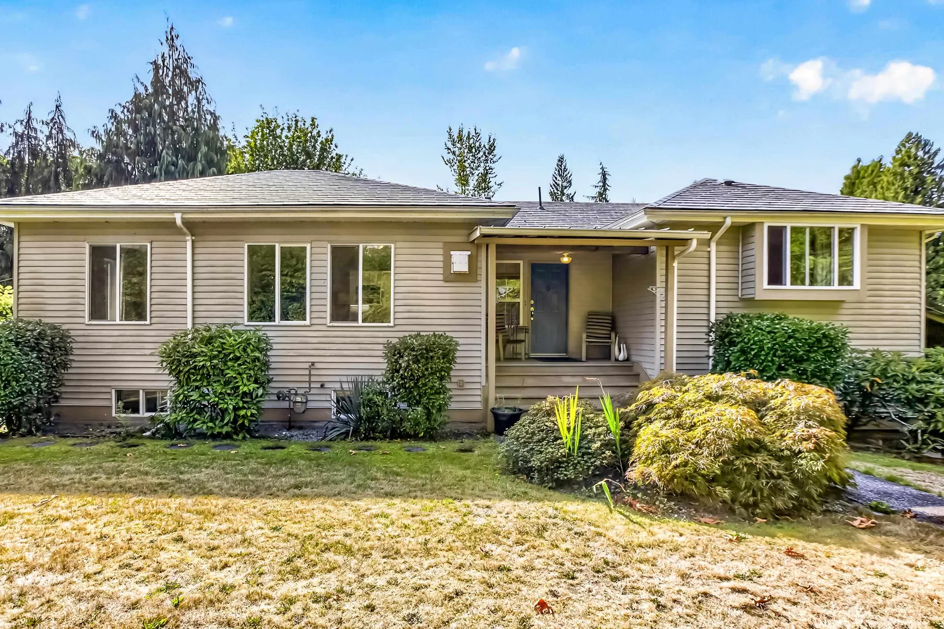 Photo 2 of 38 at 28684 98 Avenue