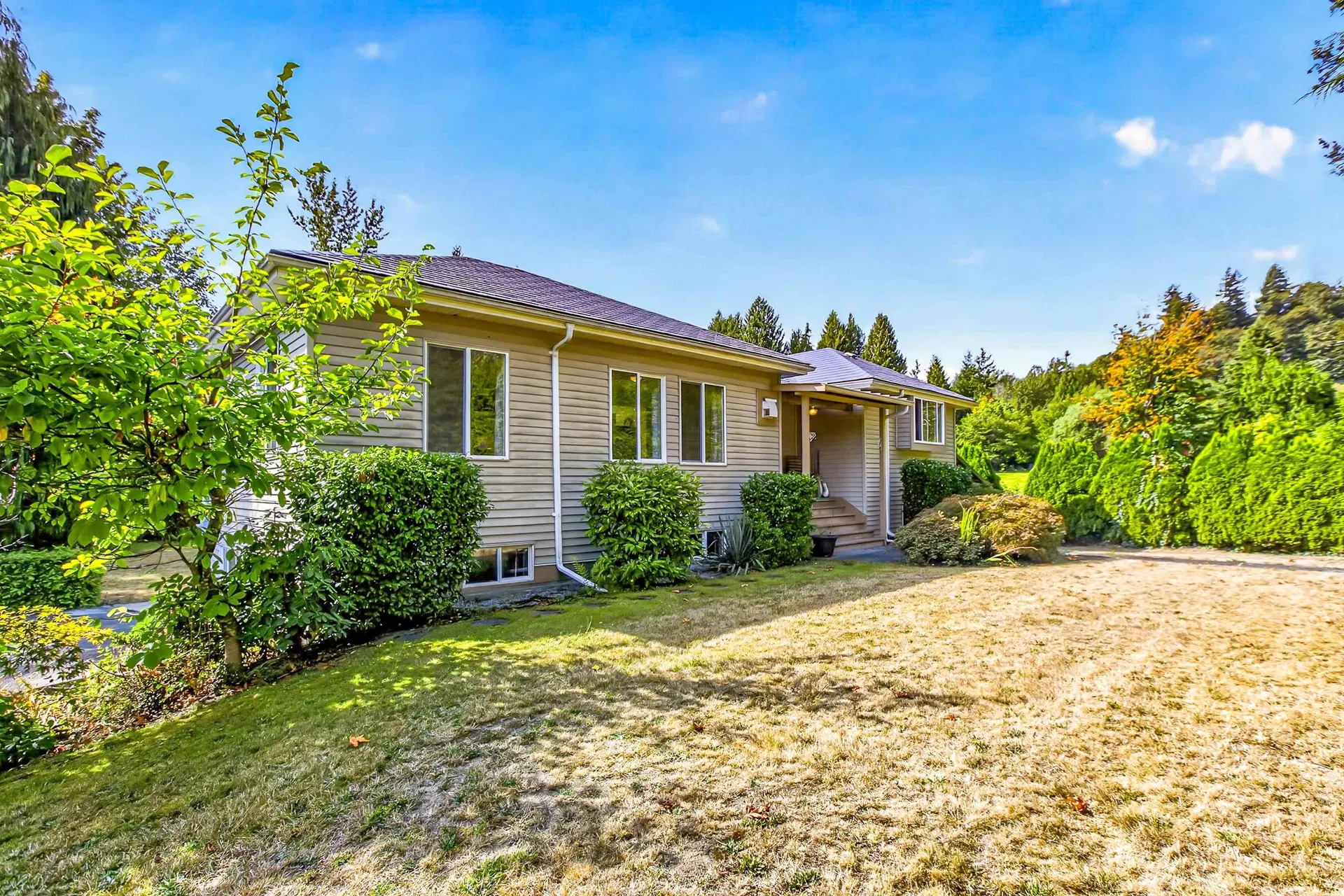 Photo 3 of 38 at 28684 98 Avenue