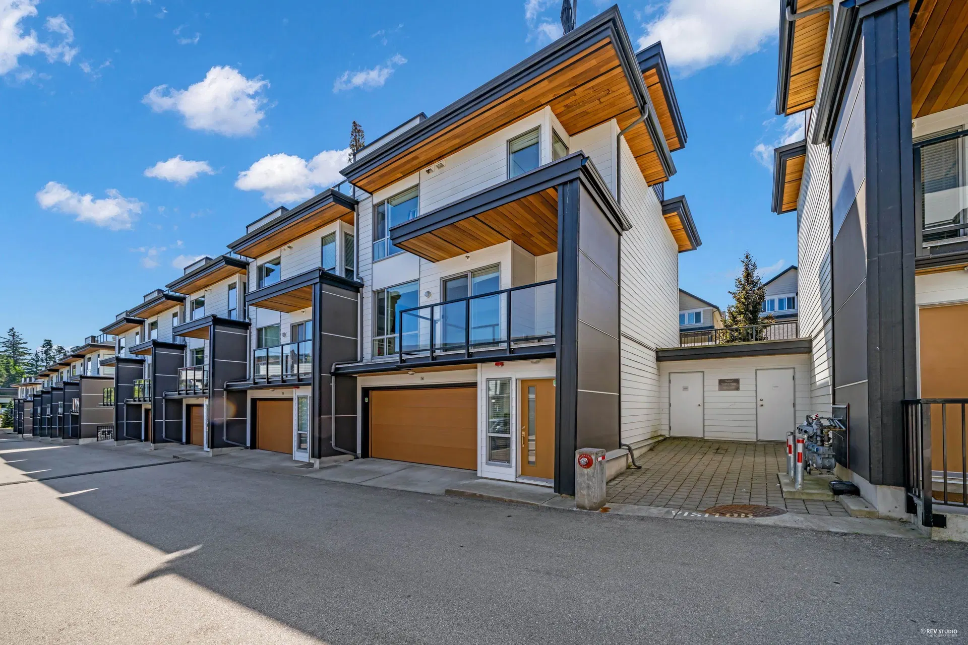 Photo 3 of 40 at #14 – 2825 159 Street