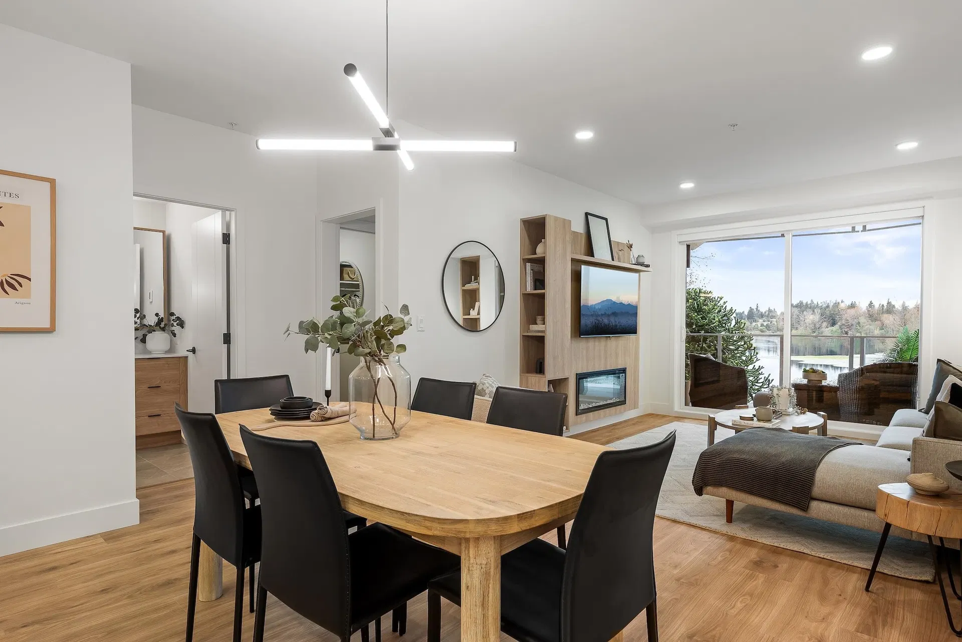 Photo 2 of 19 at #1 – 33160 Plaxton Crescent