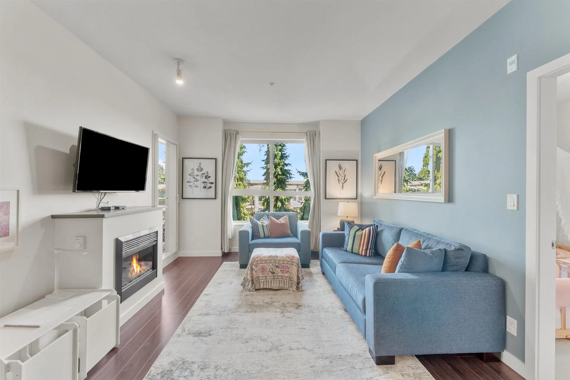 Photo 3 of 30 at #203 – 255 Ross Drive