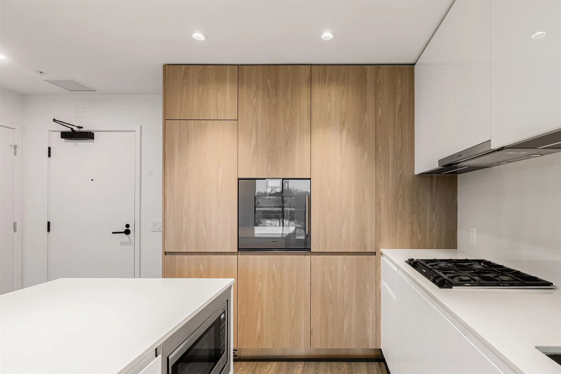 Photo 4 of 18 at #528 – 6300 Minoru Boulevard