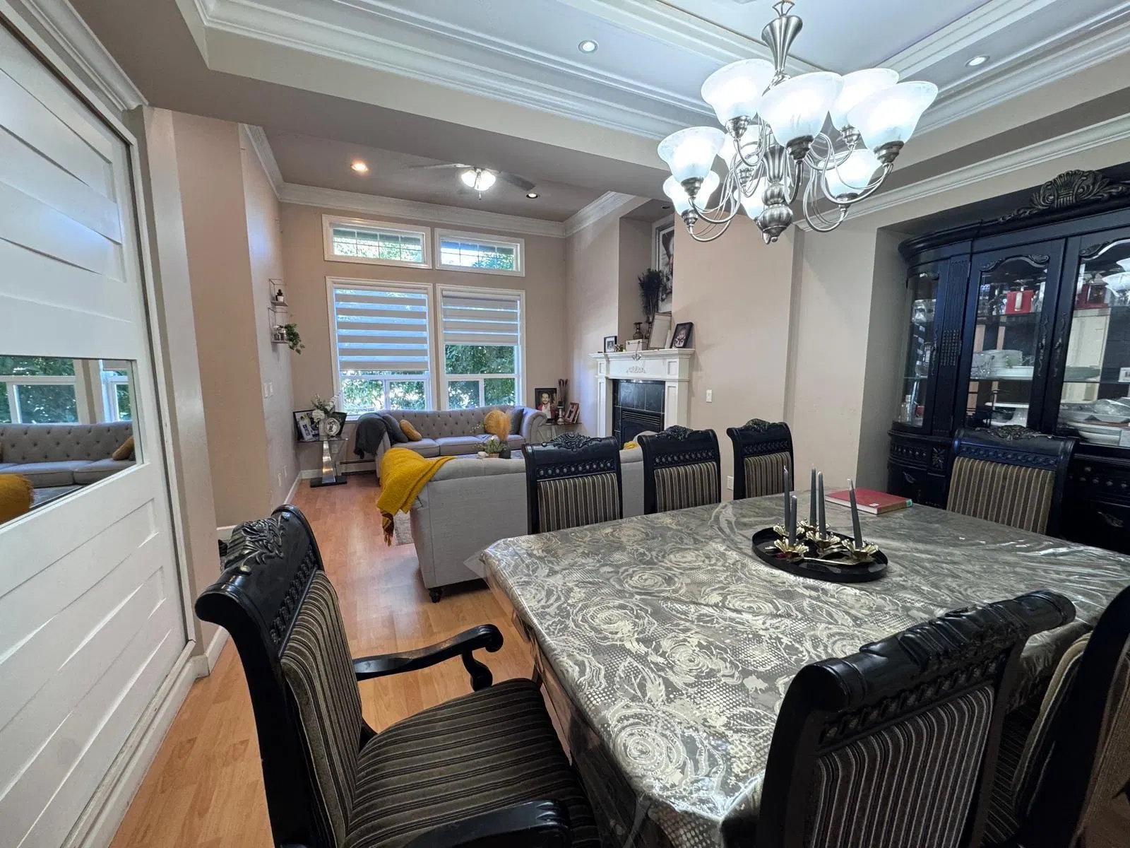 Photo 5 of 25 at 14616 67a Avenue