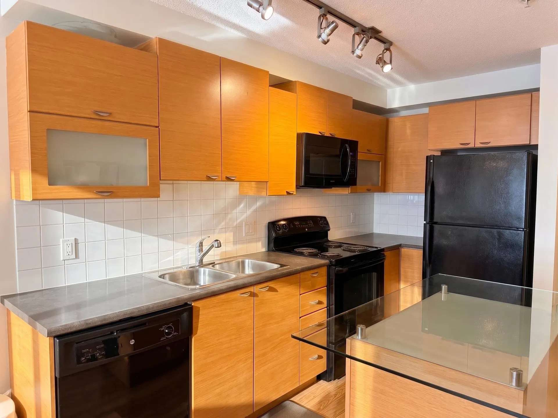 Photo 5 of 17 at #115 – 10707 139 Street