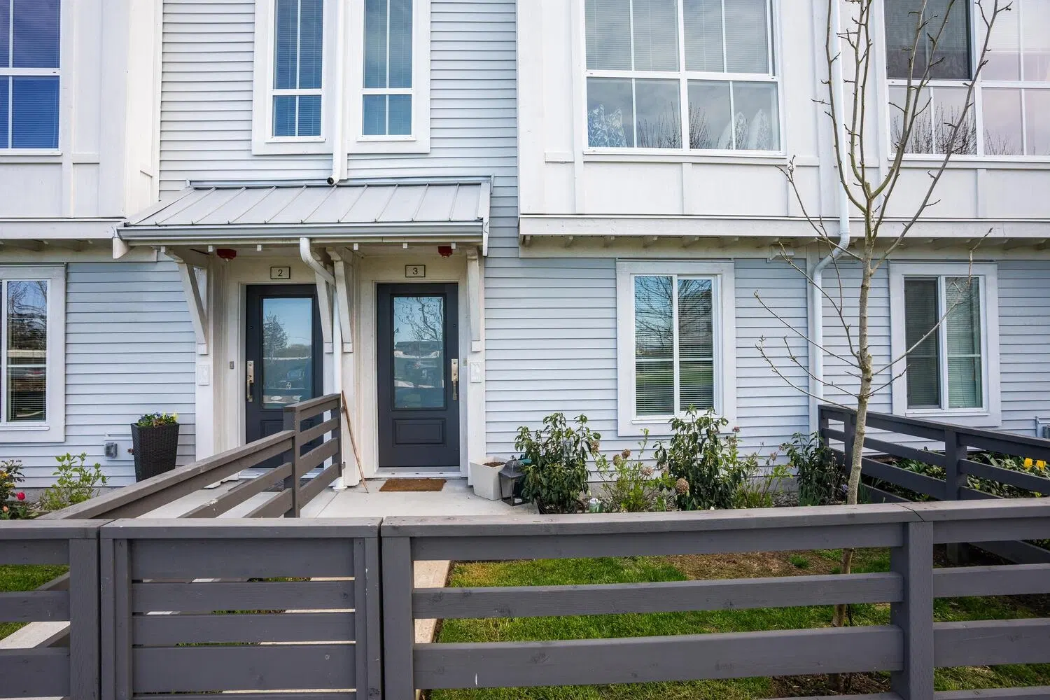 Photo 3 of 31 at #3 – 4716 Orca Way