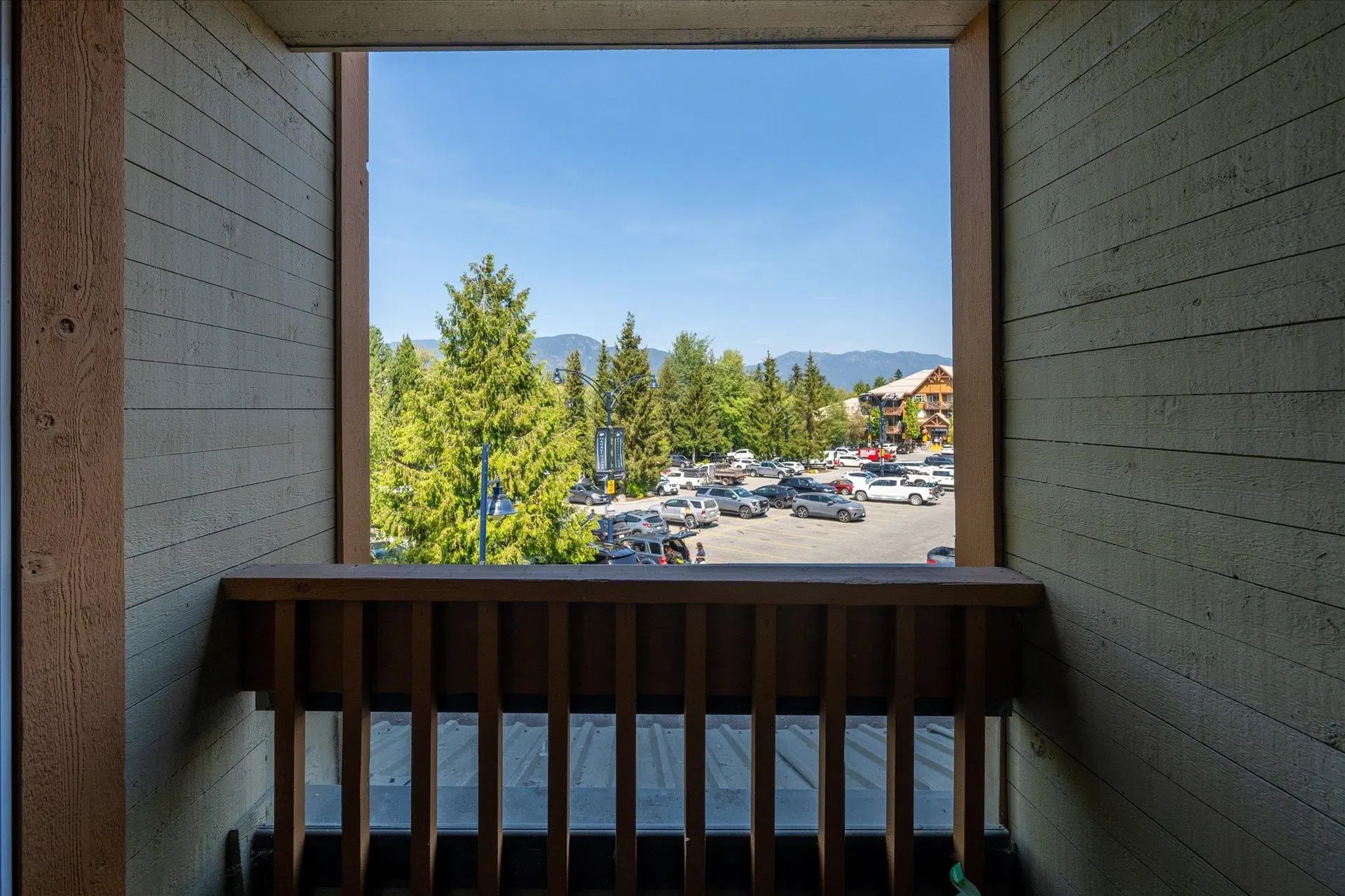 Photo 5 of 21 at #252 – 4340 Lorimer Road