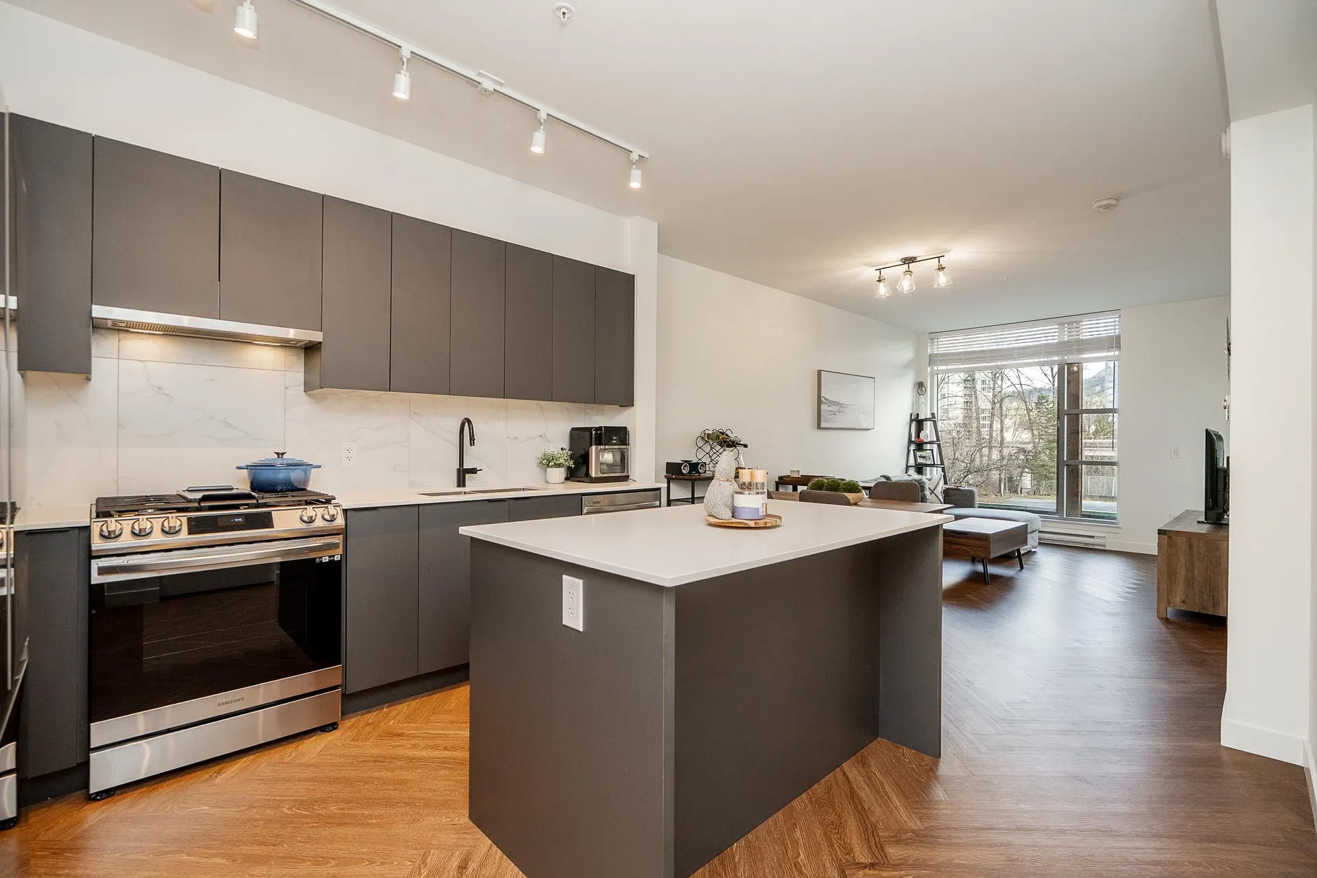 Photo 2 of 40 at #213 – 3229 St Johns Street