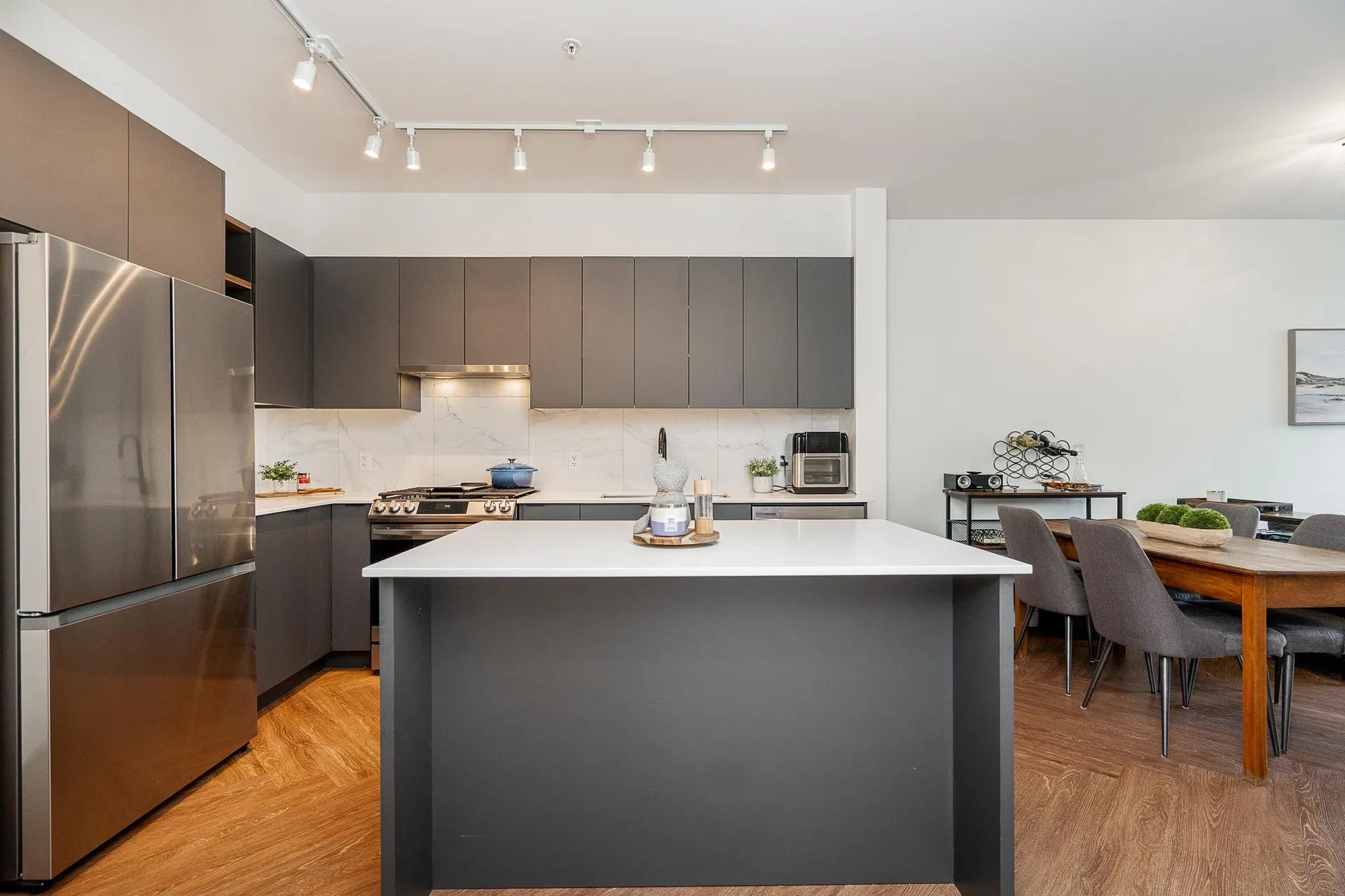Photo 3 of 40 at #213 – 3229 St Johns Street