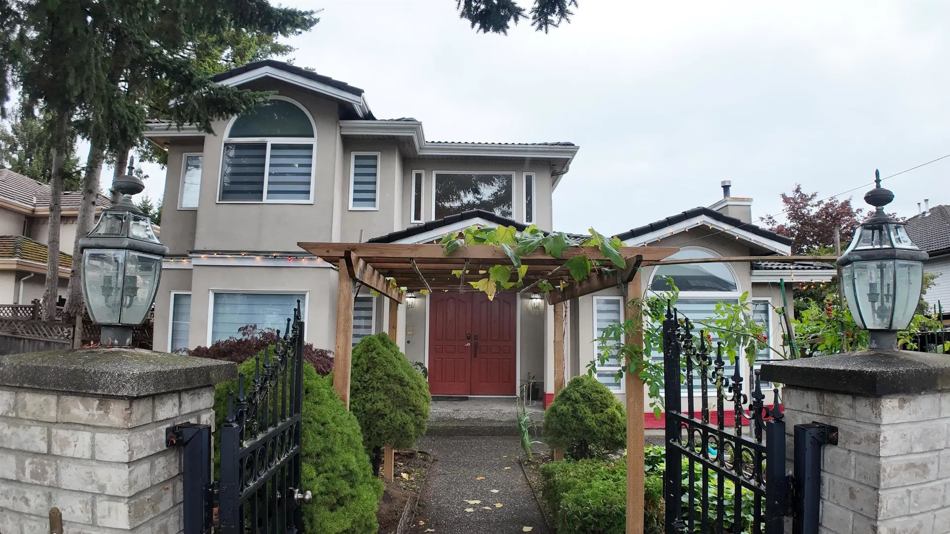 Photo 1 of 30 at 8222 144 Street