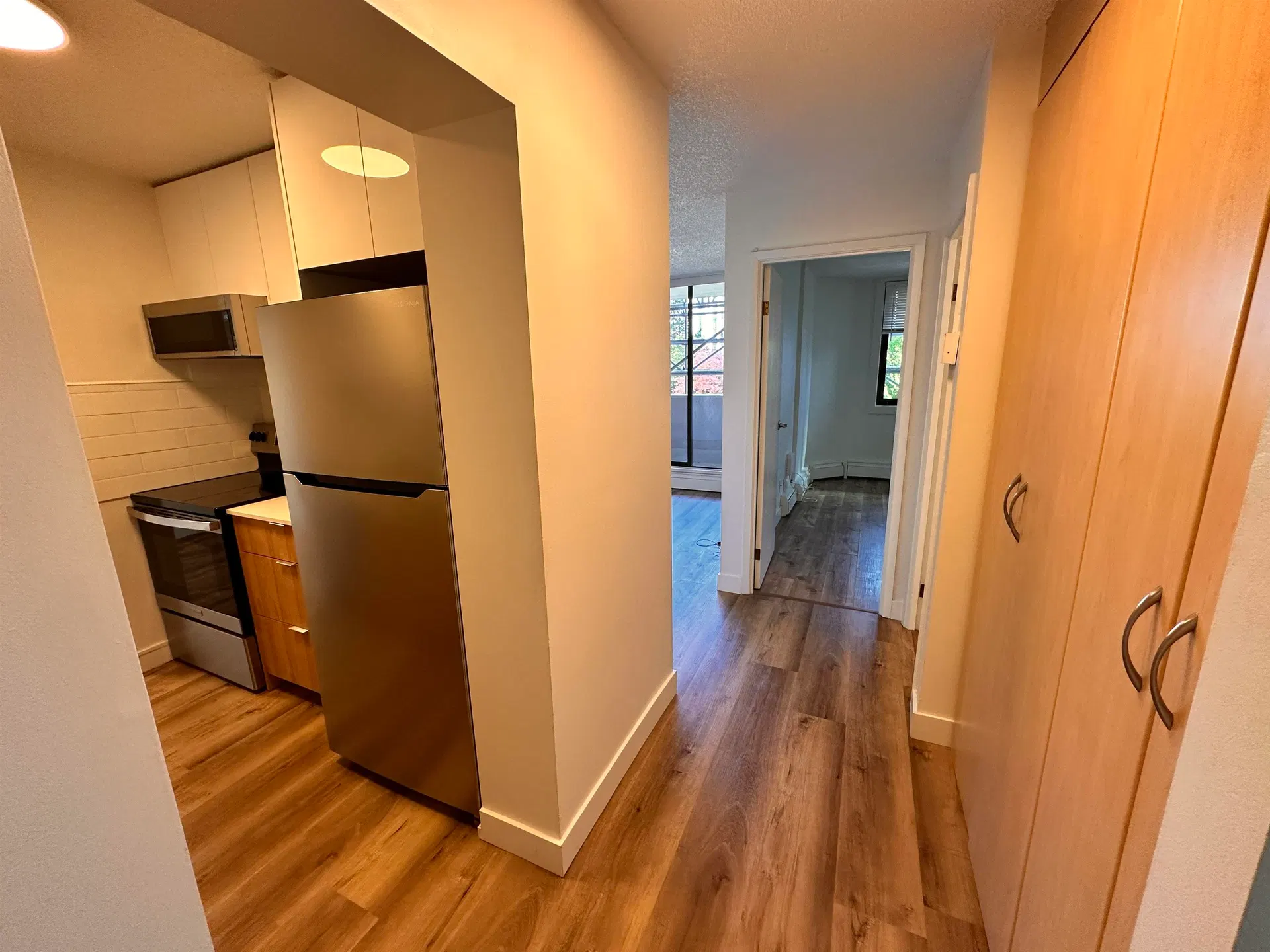 Photo 1 of 18 at #606 – 4200 Mayberry Street