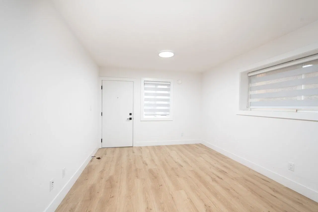 Photo 4 of 19 at Lower Suite – 7137 204a Street
