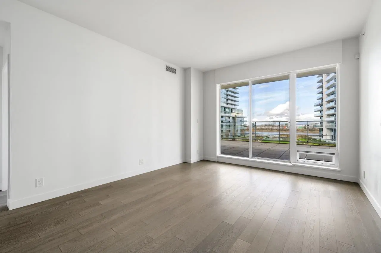Photo 4 of 28 at #305 – 6688 Pearson Way