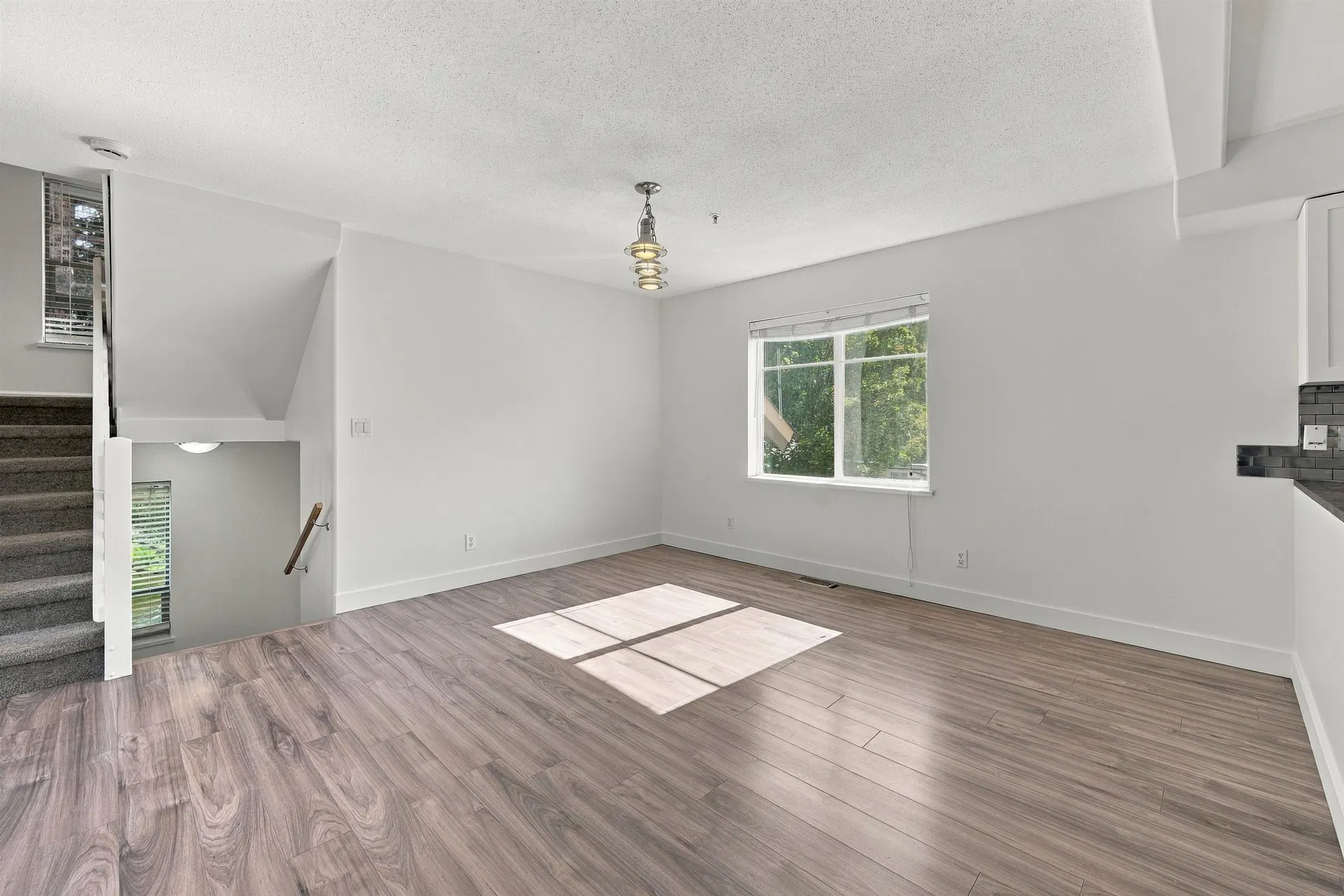 Photo 5 of 34 at #2 – 1449 Vine Road
