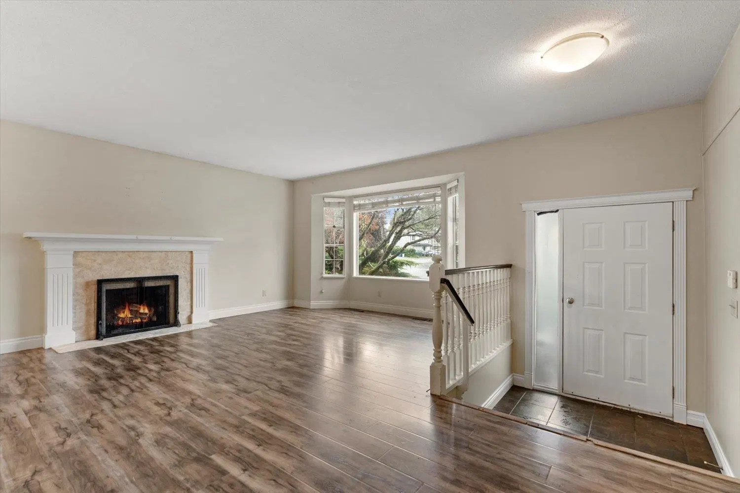 Photo 5 of 40 at 2833 Gardner Place