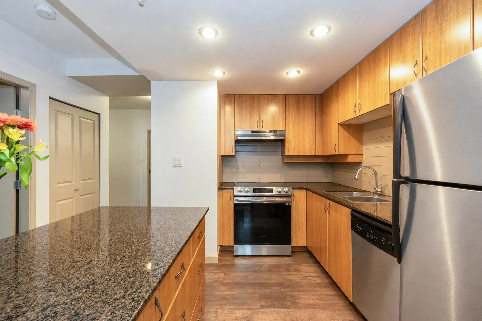 Photo 5 of 15 at #101 – 9262 University Crescent