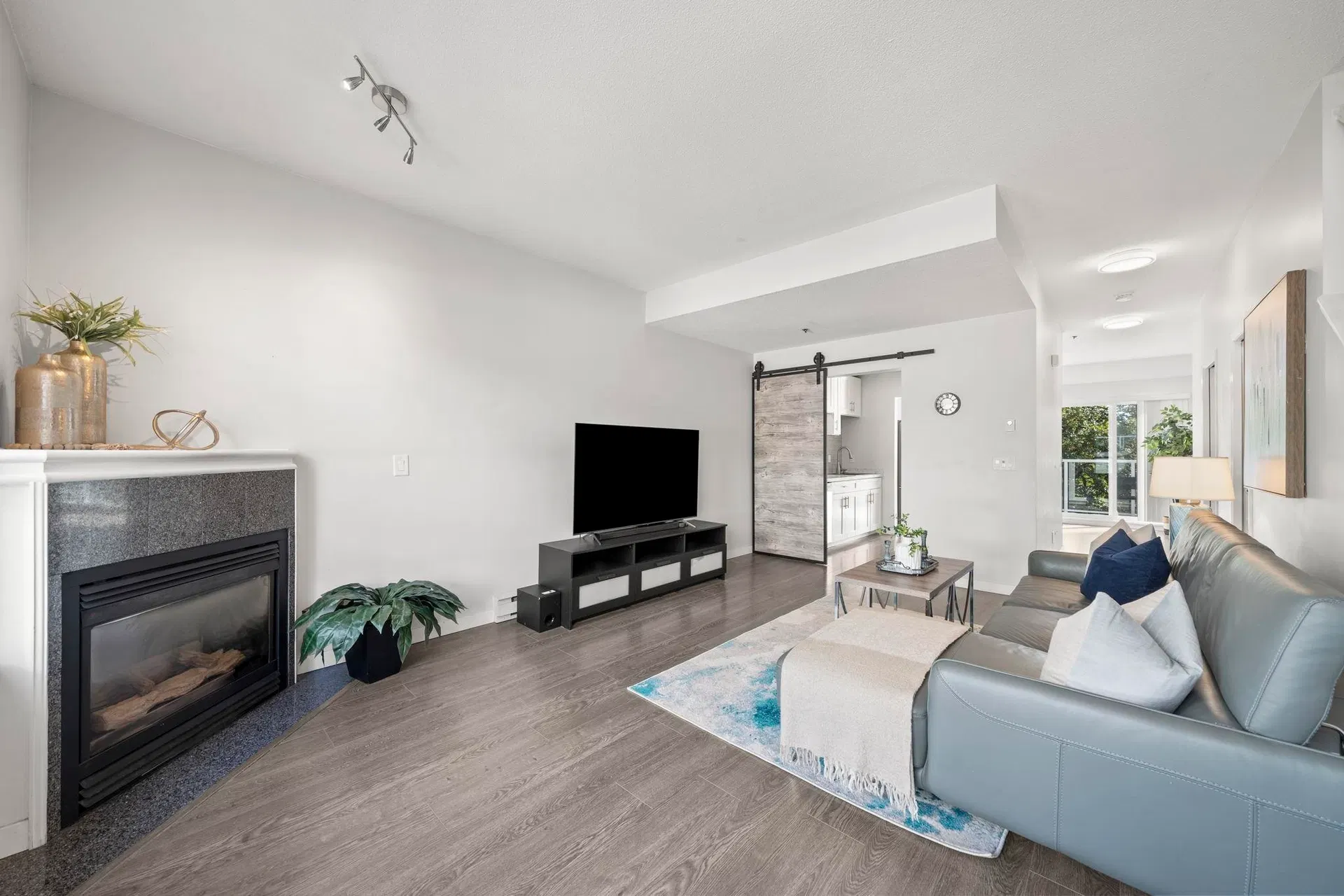 Photo 5 of 40 at #38 – 2723 E Kent Avenue North