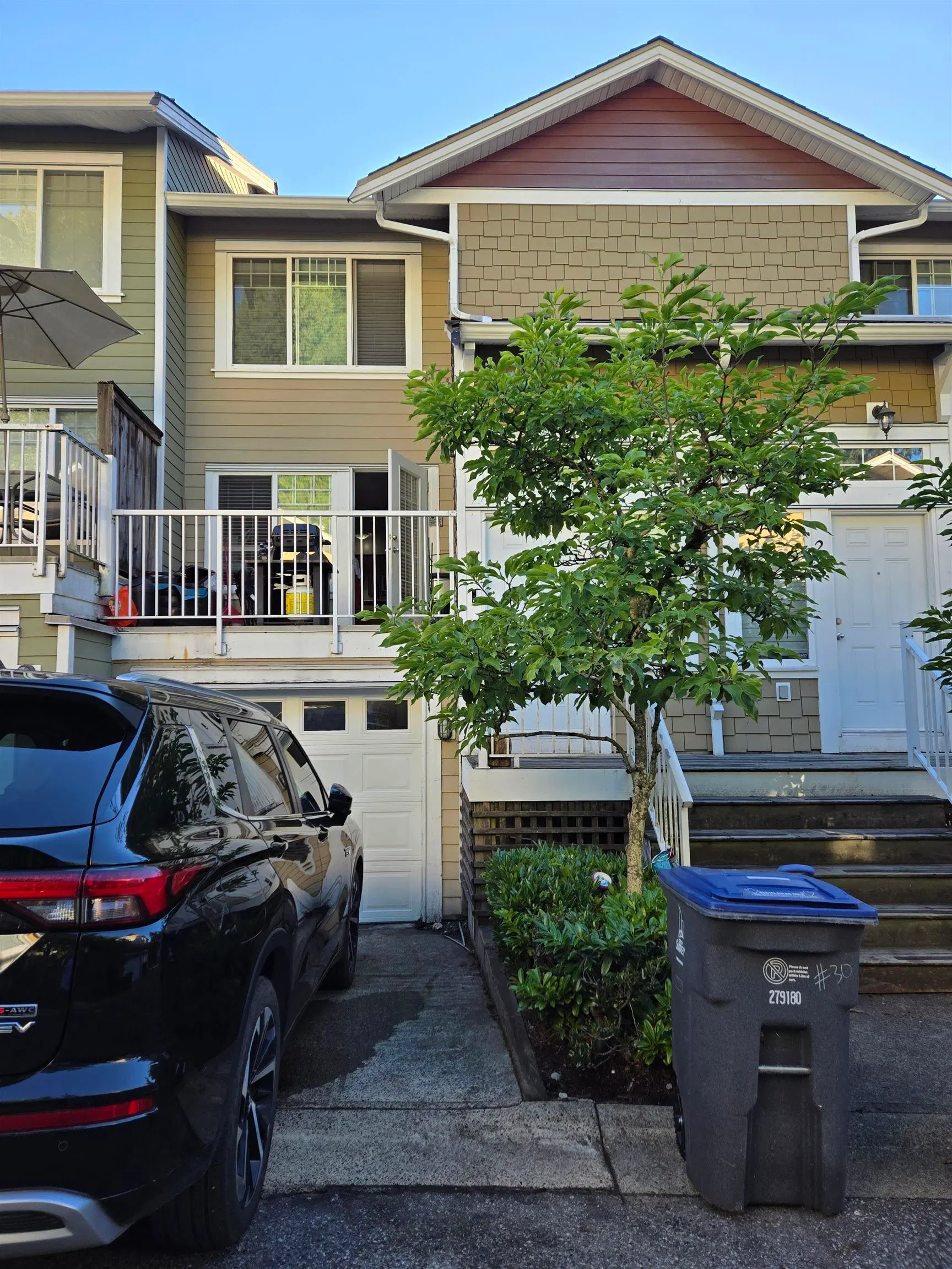 Photo 2 of 18 at #30 – 6110 138 Street