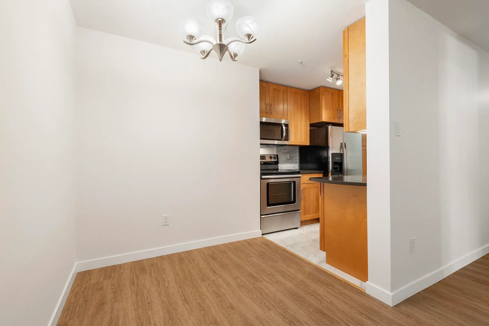 Photo 5 of 39 at #101 – 2245 Wilson Avenue