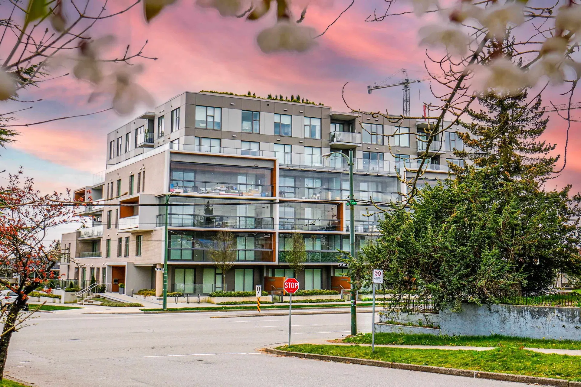 Photo 3 of 35 at #411 – 5733 Alberta Street